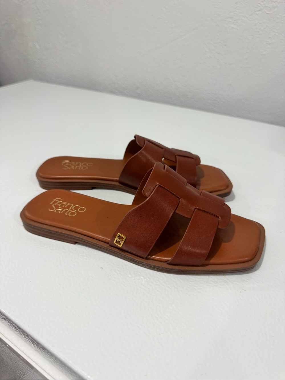 Women’s Franco Sarto slide sandals size 6.5